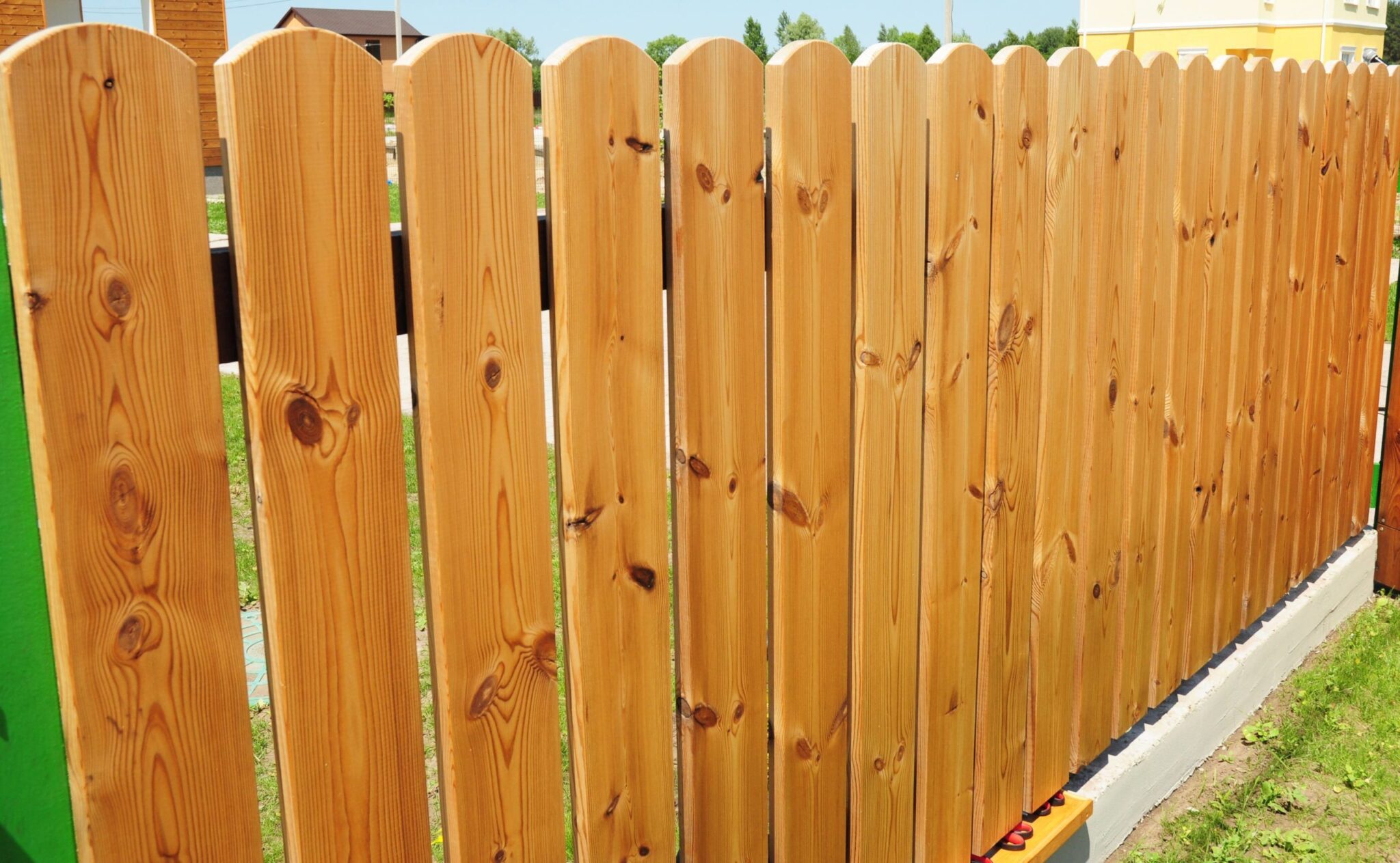 Choosing The Right Fence For Your Home